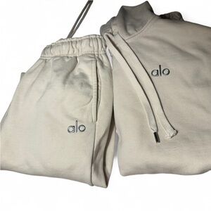 Alo Accolade Hoodie and Sweatpants Set Bone